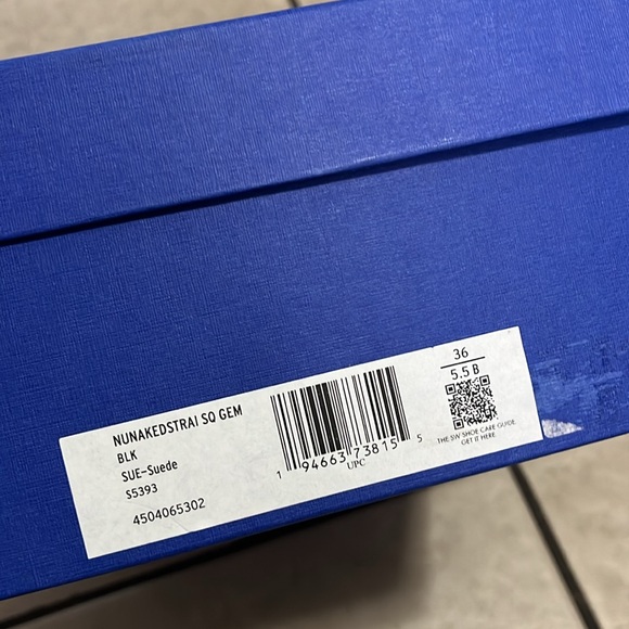 Stuart Weitzman Nunaked straight sandal - Picture 6 of 7